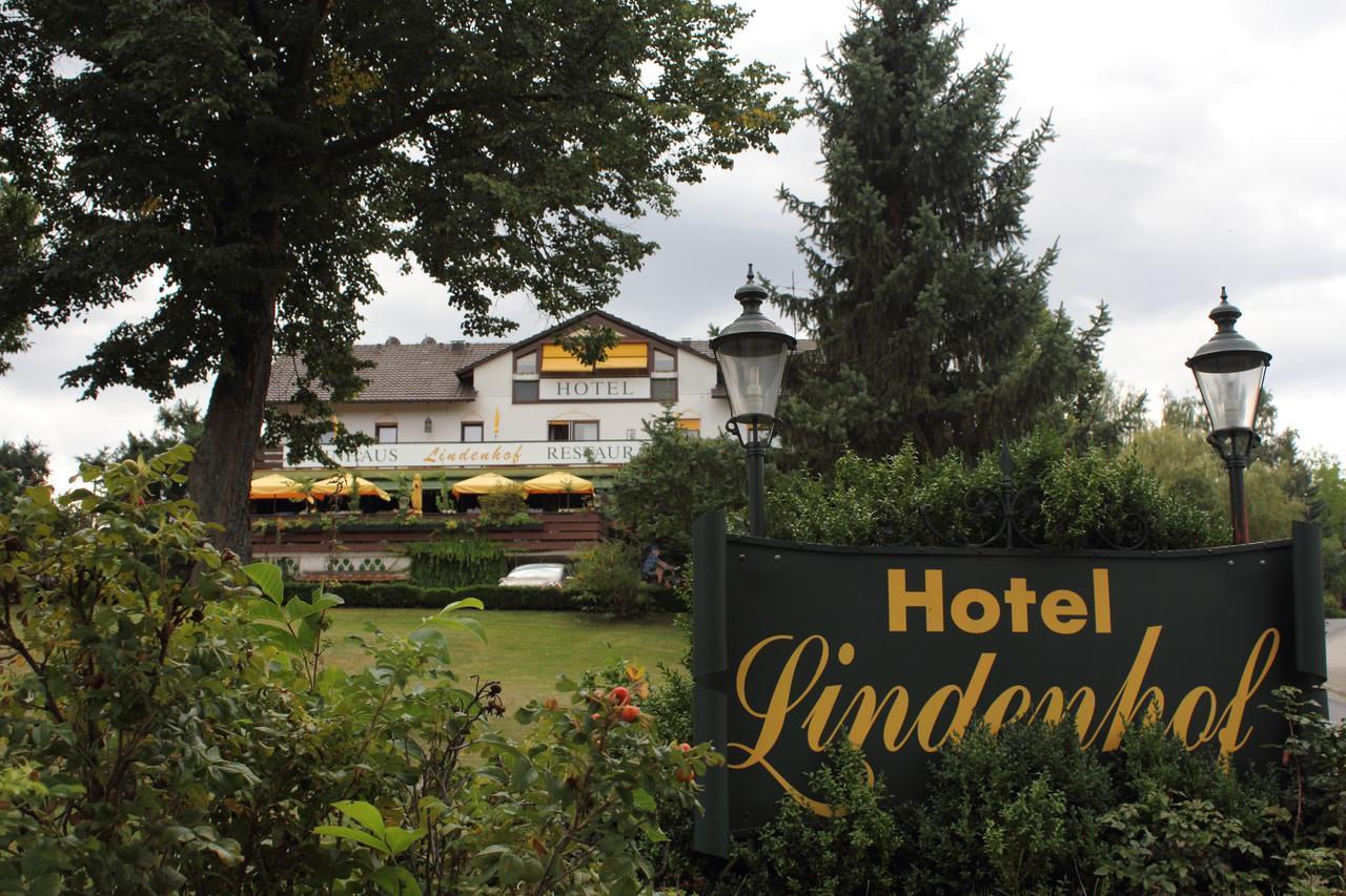 Hotel-Restaurant Lindenhof Kreuzwertheim ภายนอก รูปภาพ